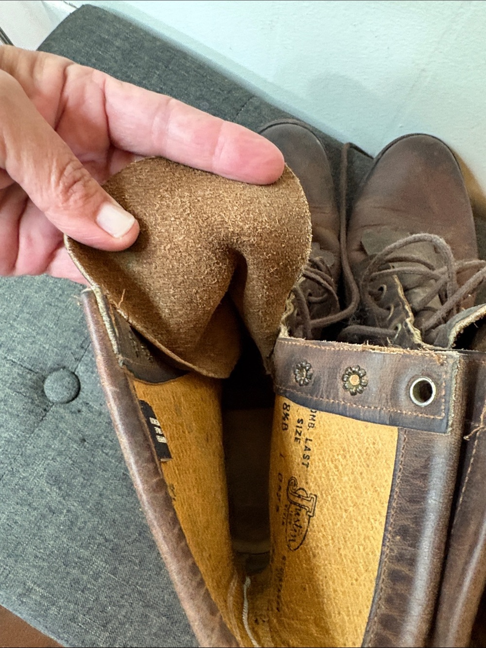 Vintage Justin Lace-Up Ankle Booties - Picture 4 of 10
